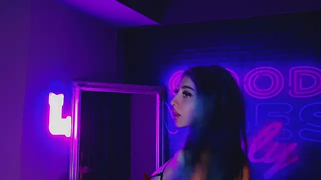 AriaVoss online show from 01/20/25, 08:18