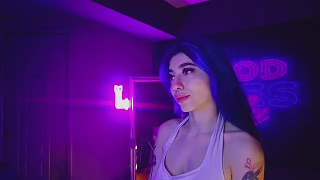 AriaVoss online show from 02/06/25, 08:34