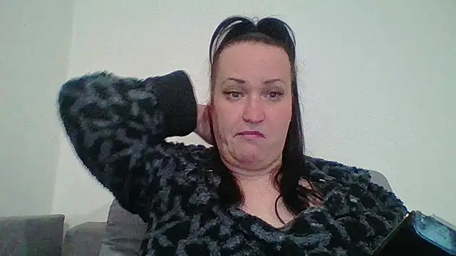  squirty cum lady  online show from 10/19/25, 03:40