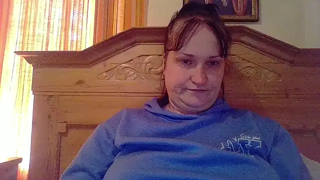 Snapshot of _squirty_cum_lady_ chatting on 05/18/26, 08:20 squirty cum lady online show from 05/18/26, 08:20