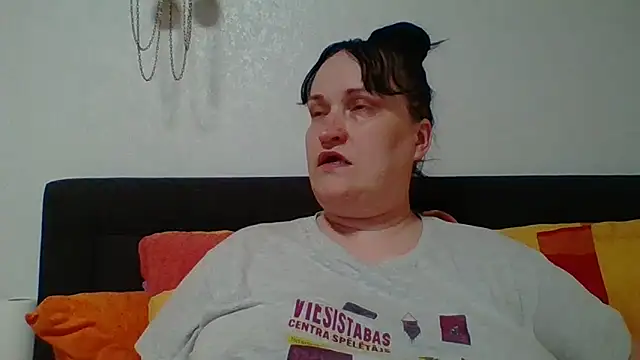 Snapshot of _squirty_cum_lady_ chatting on 06/17/26, 08:21 squirty cum lady online show from 06/17/26, 08:21