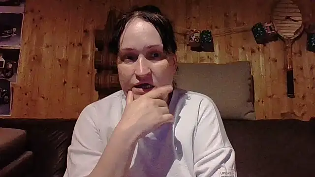 Snapshot of _squirty_cum_lady_ chatting on 06/27/26, 01:17 squirty cum lady online show from 06/27/26, 01:17