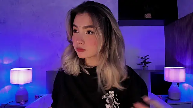 SamantaBone online show from 01/27/25, 12:22