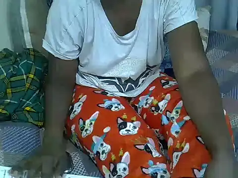 skinnysexynaughty online show from 03/11/26, 04:57