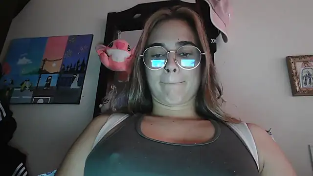 trianabell online show from 02/15/26, 06:15