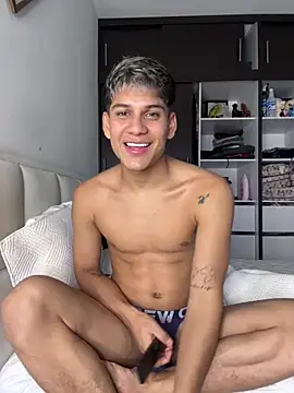 Ethanmiller1 online show from 03/25/26, 07:03