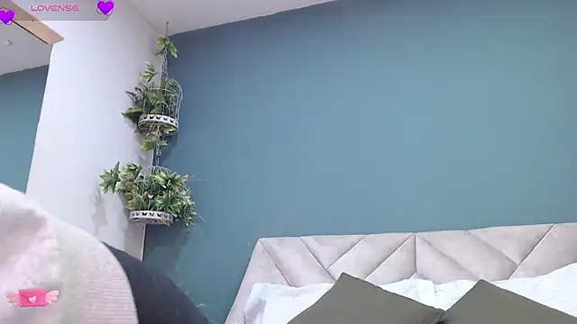 SharisWillian online show from 02/14/25, 02:18