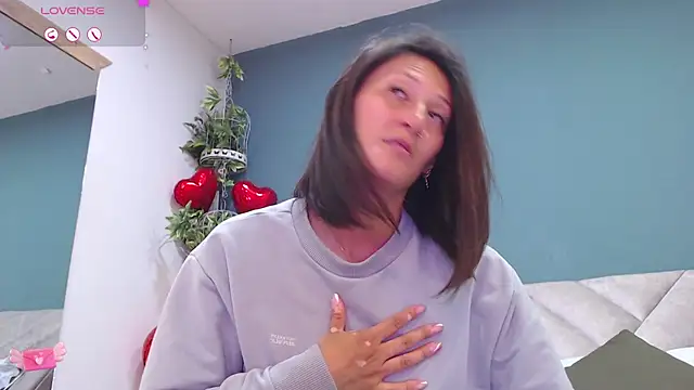 SharisWillian online show from 03/14/25, 04:10