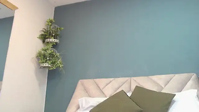 SharisWillian online show from 11/21/25, 03:38