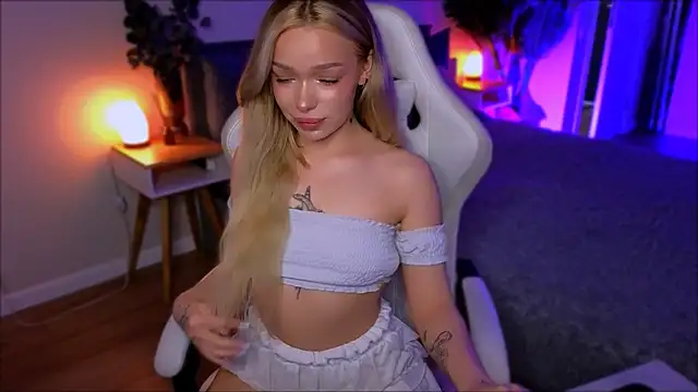 Lily Yin online show from 04/02/26, 06:00