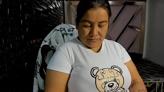 DaianaLutz online show from 01/10/26, 01:24