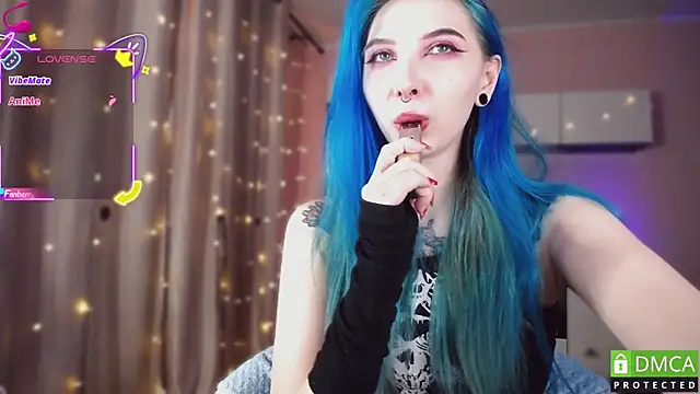 JustMeowGirl online show from 10/11/25, 04:01