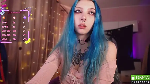 JustMeowGirl online show from 11/30/25, 05:22