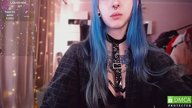 JustMeowGirl online show from 01/19/26, 05:11