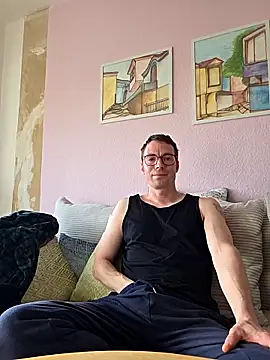 Snapshot of Schnubby1 chatting on 03/09/26, 02:54 Schnubby1 online show from 03/09/26, 02:54