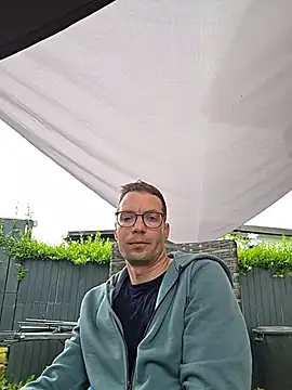 Schnubby1 online show from 05/31/26, 07:48