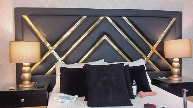 MiaSweeths online show from 01/16/25, 11:58