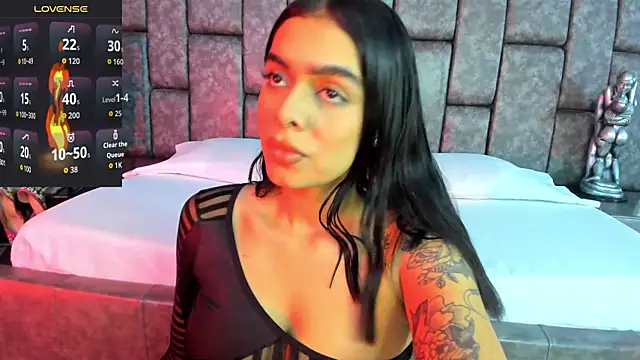 Foxy Assh  online show from 04/09/26, 05:18