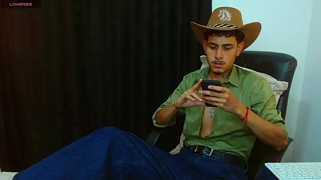 Bastiaan 28 online show from 03/08/26, 11:19