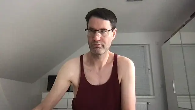 zxzx cam1 online show from 01/10/25, 11:08