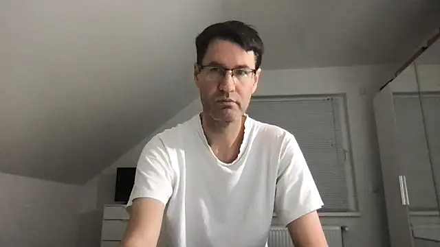 zxzx cam1 online show from 01/19/25, 03:53