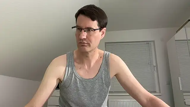 zxzx cam1 online show from 03/16/26, 03:49