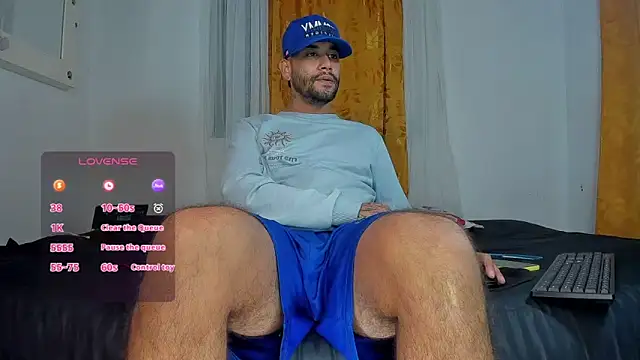 estiben 05 online show from 04/15/26, 03:30