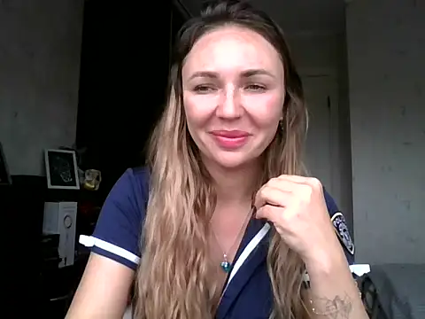 AngelinaLove28 online show from 10/18/25, 07:31