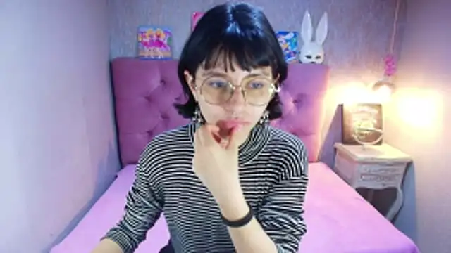 charlottemoonxz online show from 04/14/26, 06:03