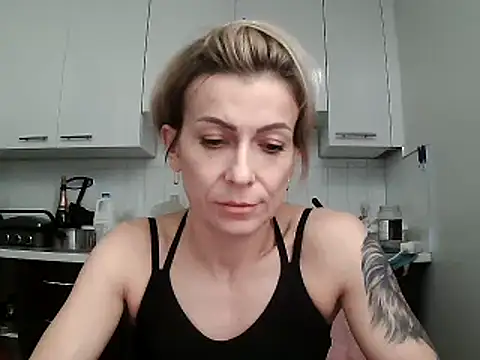 Snapshot of anechka1 chatting on 12/02/24, 09:28 anechka1 online show from 12/02/24, 09:28