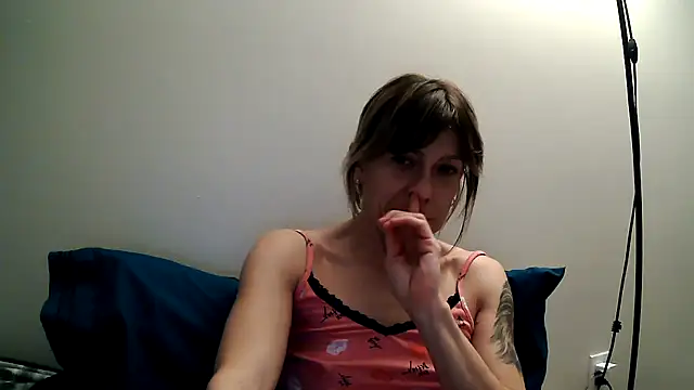 Snapshot of anechka1 chatting on 02/05/26, 04:17 anechka1 online show from 02/05/26, 04:17