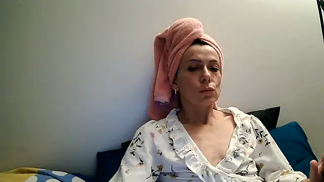Snapshot of anechka1 chatting on 06/07/26, 02:37 anechka1 online show from 06/07/26, 02:37