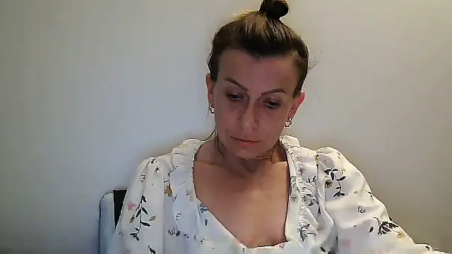 anechka1 online show from 07/13/26, 12:57