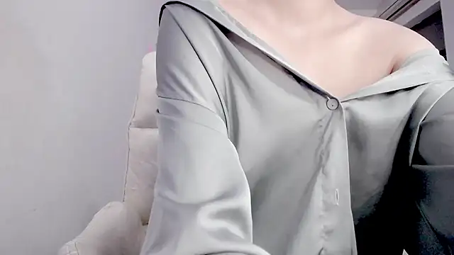 Snapshot of _OMO_ chatting on 12/08/24, 05:55  OMO  online show from 12/08/24, 05:55