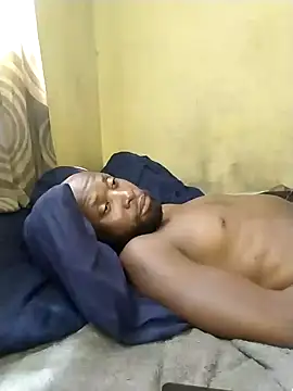 Snapshot of Stallion100 chatting on 12/24/24, 09:28 Stallion100 online show from 12/24/24, 09:28