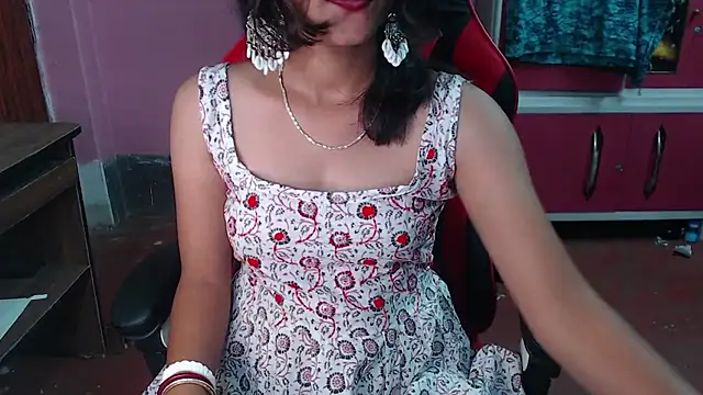 Angel Alison  online show from 02/12/25, 09:33