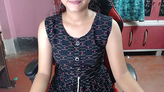 Angel Alison  online show from 10/14/25, 06:42