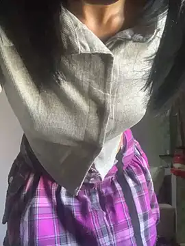 Snapshot of GoddessVee chatting on 01/19/25, 12:17 GoddessVee online show from 01/19/25, 12:17