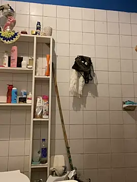 Snapshot of canderodrig777 chatting on 02/13/25, 02:20 canderodrig777 online show from 02/13/25, 02:20