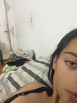 Snapshot of canderodrig777 chatting on 10/18/25, 07:58 canderodrig777 online show from 10/18/25, 07:58