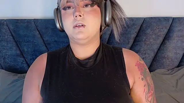Karmilla Rosse online show from 05/09/26, 10:42