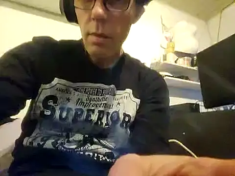 0815lukas2024 online show from 01/22/25, 02:48