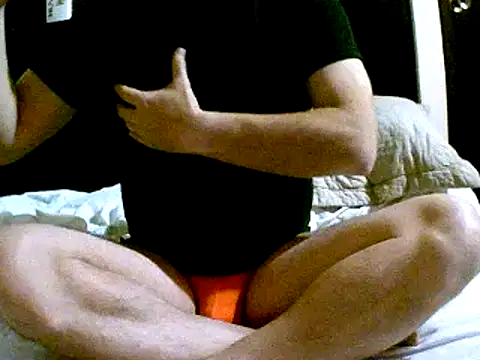 Snapshot of pollarikaaa chatting on 12/18/24, 08:20 pollarikaaa online show from 12/18/24, 08:20