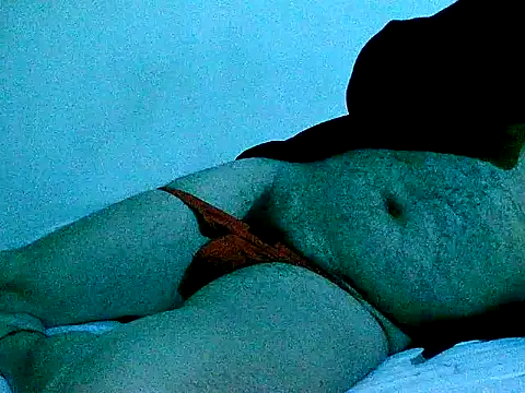 Snapshot of pollarikaaa chatting on 12/21/25, 04:19 pollarikaaa online show from 12/21/25, 04:19