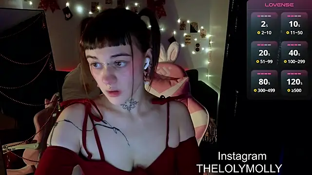 Snapshot of LolyMolli chatting on 12/30/24, 01:58 LolyMolli online show from 12/30/24, 01:58