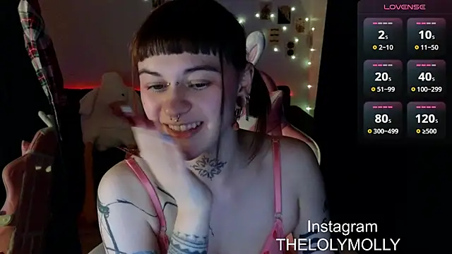 Snapshot of LolyMolli chatting on 01/10/25, 08:15 LolyMolli online show from 01/10/25, 08:15