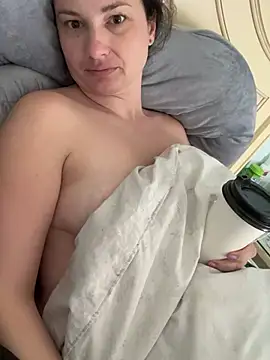 MilfyMrsRobinson online show from 03/01/25, 02:44