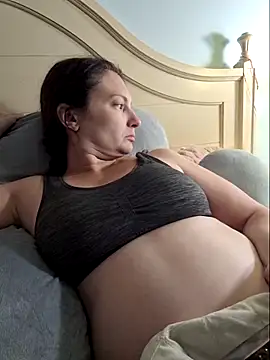 MilfyMrsRobinson online show from 03/19/25, 12:15