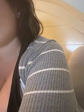 MilfyMrsRobinson online show from 11/14/25, 01:48