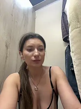 MooonReal online show from 12/19/24, 03:07